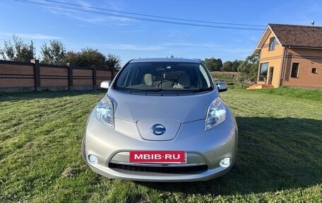 Nissan Leaf I, 2011 год, 1 050 000 рублей, 3 фотография