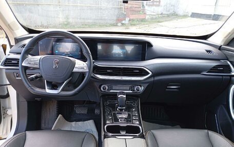 FAW Bestune T77, 2023 год, 1 700 000 рублей, 5 фотография