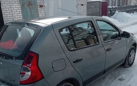 Renault Sandero I, 2012 год, 449 999 рублей, 2 фотография