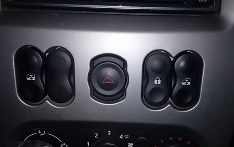 Renault Sandero I, 2012 год, 449 999 рублей, 11 фотография