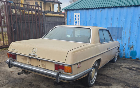 Mercedes-Benz W114, 1973 год, 3 900 000 рублей, 3 фотография