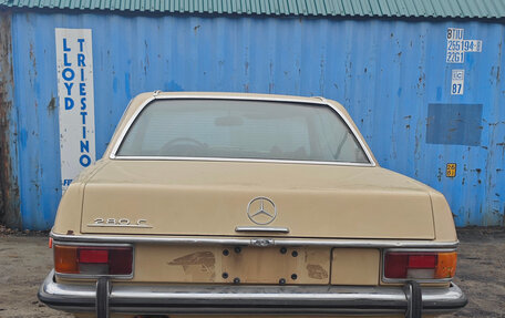 Mercedes-Benz W114, 1973 год, 3 900 000 рублей, 5 фотография