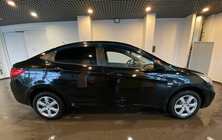 Hyundai Solaris II рестайлинг, 2011 год, 500 000 рублей, 2 фотография