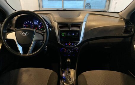 Hyundai Solaris II рестайлинг, 2011 год, 500 000 рублей, 9 фотография