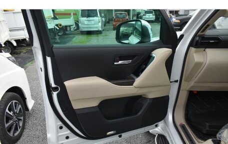 Toyota Land Cruiser, 2023 год, 15 500 000 рублей, 24 фотография