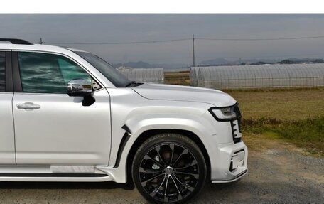 Toyota Land Cruiser, 2023 год, 15 500 000 рублей, 14 фотография