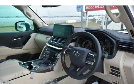 Toyota Land Cruiser, 2023 год, 15 500 000 рублей, 32 фотография