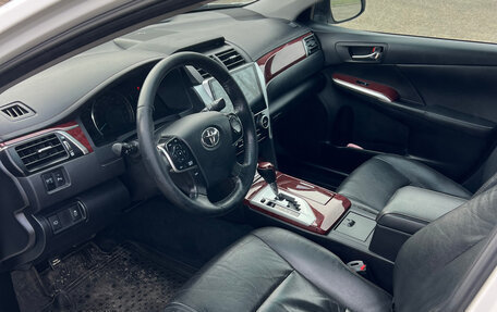 Toyota Camry, 2014 год, 1 599 999 рублей, 11 фотография