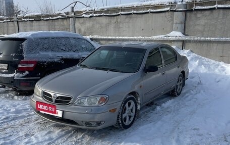 Nissan Maxima VIII, 2001 год, 350 000 рублей, 3 фотография