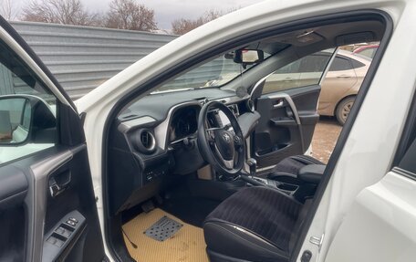 Toyota RAV4, 2017 год, 2 550 000 рублей, 4 фотография