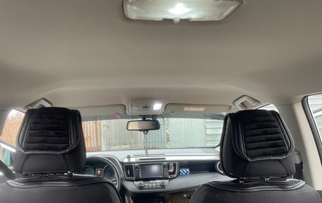 Toyota RAV4, 2017 год, 2 550 000 рублей, 8 фотография