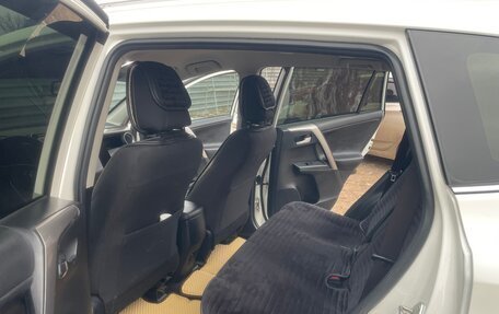 Toyota RAV4, 2017 год, 2 550 000 рублей, 6 фотография