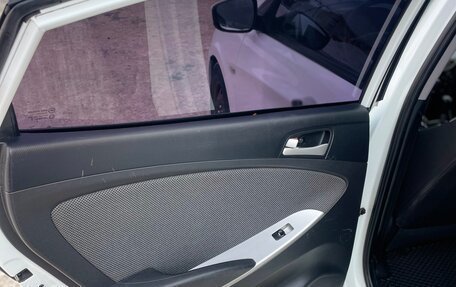 Hyundai Solaris II рестайлинг, 2014 год, 870 000 рублей, 9 фотография