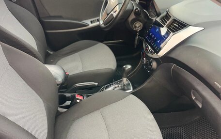 Hyundai Solaris II рестайлинг, 2014 год, 870 000 рублей, 13 фотография