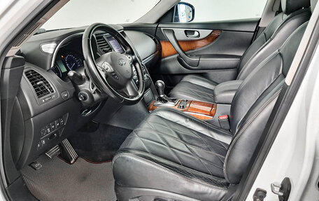 Infiniti FX II, 2013 год, 1 900 000 рублей, 20 фотография