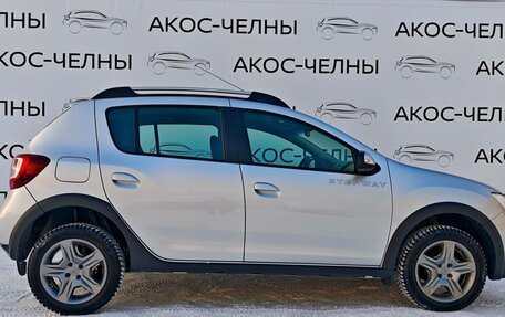 Renault Sandero II рестайлинг, 2019 год, 1 050 000 рублей, 8 фотография