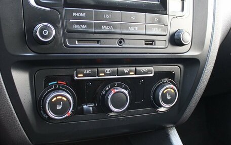 Volkswagen Jetta VI, 2016 год, 1 139 000 рублей, 12 фотография