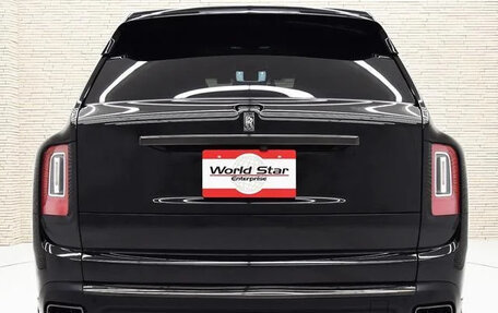 Rolls-Royce Cullinan, 2023 год, 44 710 500 рублей, 4 фотография