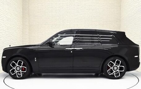 Rolls-Royce Cullinan, 2023 год, 44 710 500 рублей, 6 фотография