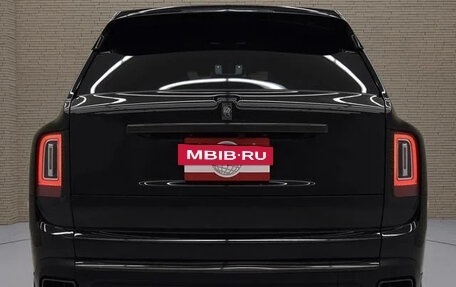 Rolls-Royce Cullinan, 2023 год, 44 710 500 рублей, 8 фотография