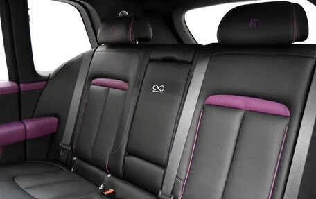 Rolls-Royce Cullinan, 2023 год, 44 710 500 рублей, 16 фотография