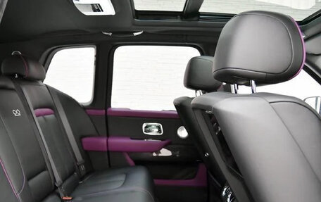 Rolls-Royce Cullinan, 2023 год, 44 710 500 рублей, 29 фотография