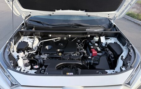 Toyota RAV4, 2021 год, 3 870 000 рублей, 15 фотография