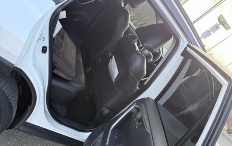 Toyota RAV4, 2021 год, 3 870 000 рублей, 11 фотография