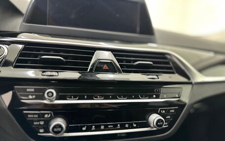 BMW 5 серия, 2018 год, 2 370 000 рублей, 13 фотография