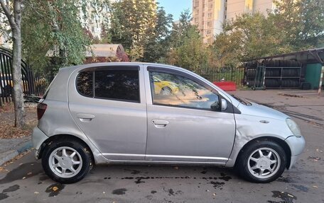 Toyota Vitz, 1999 год, 147 000 рублей, 2 фотография