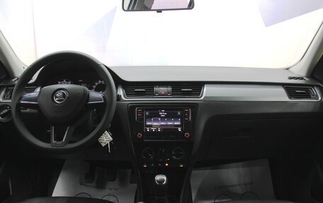 Skoda Rapid I, 2018 год, 1 099 400 рублей, 12 фотография