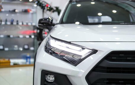 Toyota RAV4, 2025 год, 4 690 000 рублей, 18 фотография