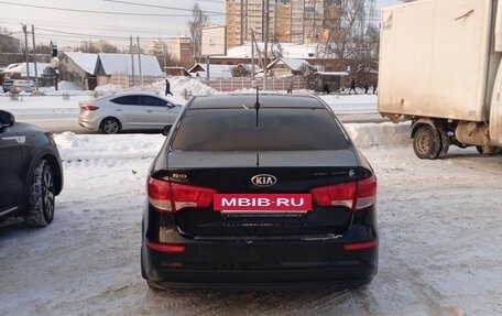 KIA Rio III рестайлинг, 2015 год, 930 000 рублей, 5 фотография