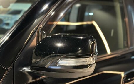 Toyota Land Cruiser 200, 2010 год, 2 850 000 рублей, 11 фотография