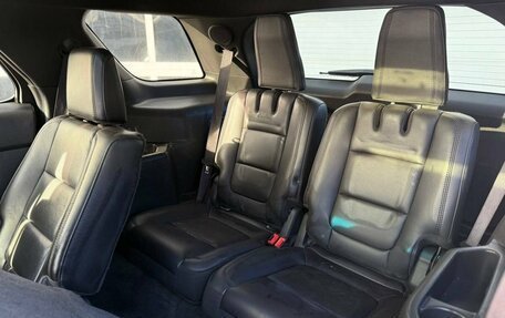 Ford Explorer VI, 2012 год, 1 400 000 рублей, 11 фотография