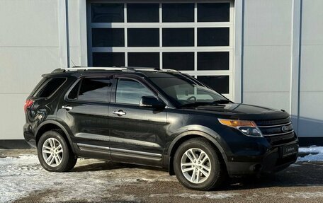 Ford Explorer VI, 2012 год, 1 400 000 рублей, 7 фотография