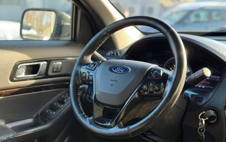 Ford Explorer VI, 2012 год, 1 400 000 рублей, 15 фотография