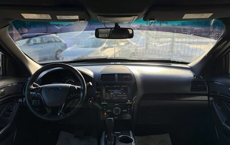 Ford Explorer VI, 2012 год, 1 400 000 рублей, 13 фотография