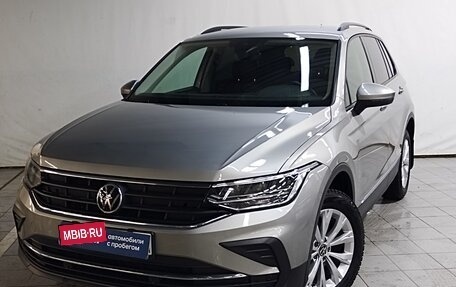 Volkswagen Tiguan II, 2021 год, 2 550 000 рублей, 1 фотография