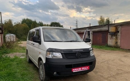 Volkswagen Transporter T5 рестайлинг, 2007 год, 950 000 рублей, 3 фотография