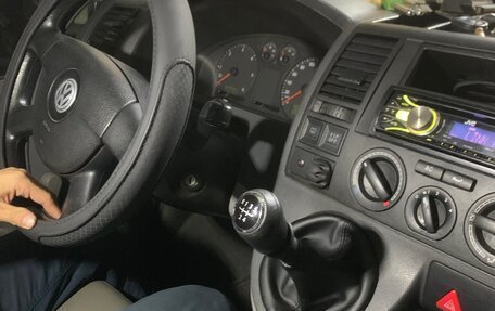 Volkswagen Transporter T5 рестайлинг, 2007 год, 950 000 рублей, 11 фотография