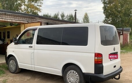 Volkswagen Transporter T5 рестайлинг, 2007 год, 950 000 рублей, 10 фотография