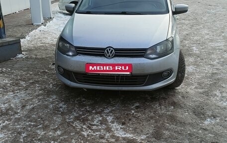 Volkswagen Polo VI (EU Market), 2012 год, 750 000 рублей, 10 фотография