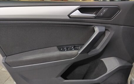 Volkswagen Tiguan II, 2021 год, 2 550 000 рублей, 5 фотография