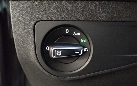 Volkswagen Tiguan II, 2021 год, 2 550 000 рублей, 16 фотография