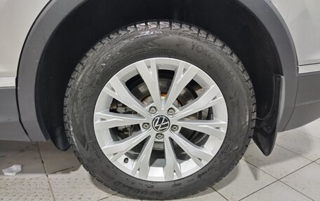 Volkswagen Tiguan II, 2021 год, 2 550 000 рублей, 20 фотография