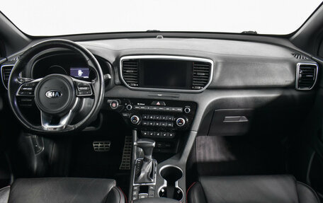 KIA Sportage IV рестайлинг, 2018 год, 2 290 000 рублей, 13 фотография