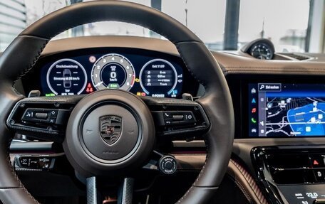 Porsche Panamera, 2025 год, 41 500 000 рублей, 15 фотография