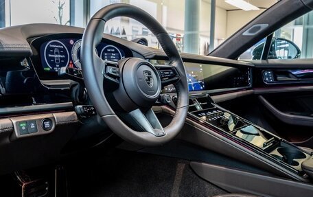 Porsche Panamera, 2025 год, 41 500 000 рублей, 16 фотография