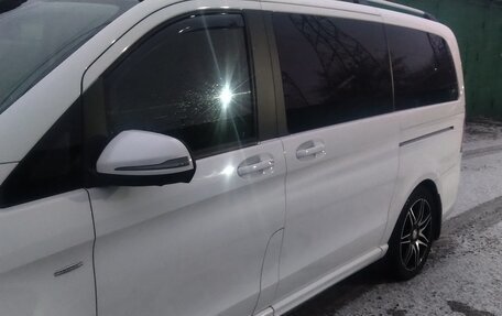 Mercedes-Benz V-Класс, 2017 год, 5 250 000 рублей, 2 фотография